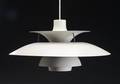 Poul Henningsen.  Et par PH5 pendel hvide.  2.