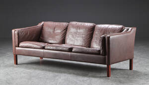 Tre-pers. sofa, læder, dansk møbelproducent