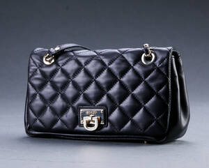 DKNY skuldertaske quilted læder