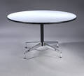 Charles Eames. Rundt spisebord  Segmented Table. Ø 130 cm 