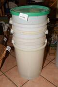 Plasttunnor 4 st