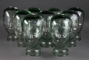 Mannequinhoveder af glas. 9
