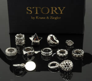 Kranz Ziegler Story, 11 charms af sterling sølv
