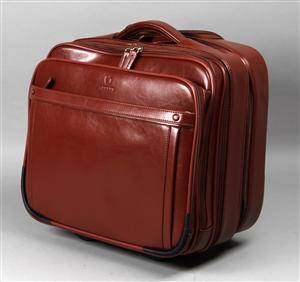 Apples BusinessRejsetaske i rødbrunt læder.