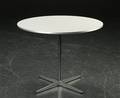Arne Jacobsen. Cirkulært bord, hvid laminat