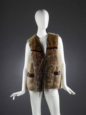 Vest af sælskind, str. 36