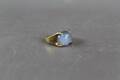 Ring i guld 18 k med opal