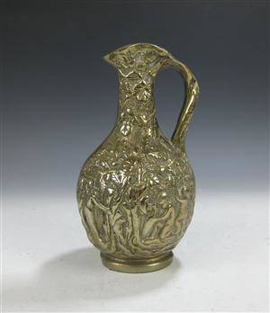 Massive Bronze Kanne Weinlese