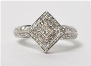 Diamant og brillantring