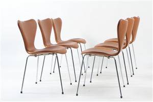 Arne Jacobsen. Sæt på seks stole syveren , model 3107, ny højde 6