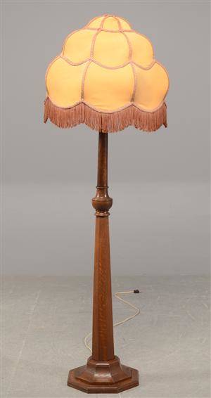 Standerlampe, 1900-tallet 