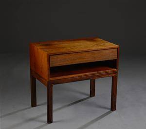 Møbelproducent. Sidebord af palisander 