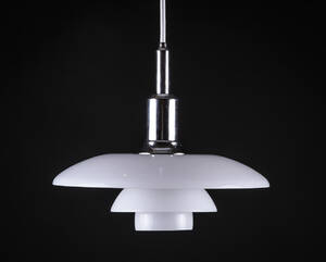 Poul Henningsen. PH 32 pendel, opalglas 