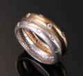 Ring af 8 kt. guldhvidguld med cubic zirkoner. Denne vare er sat til omsalg under nyt varenummer 4391620
