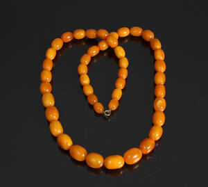 Vintage halskæde i forløb, ovale ravperler, 92 gram Denne vare er sat til omsalg under nyt varenummer 4576365