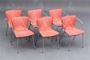 Vico Magistretti. Sæt på seks armstole model Vico Duo , stabelbare 6 