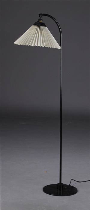 Flemming Agger  le Klint. Standerlampe, model 368   
