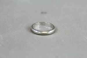 Ring i vitt guld 18 k