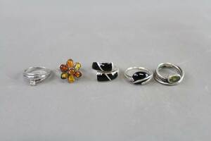 Ringar i silver 5 st
