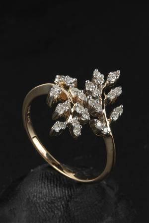 Diamantring, ca. 0.40 ct. af 9 kt. guld