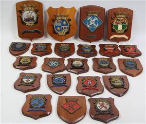 Samling Hollandske marine vægplatter. 22