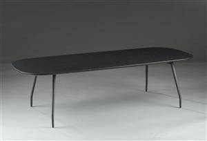 BoConcept. Sofabord af sortbejdset egetræsfiner med grå stål ben