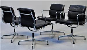 Charles Eames 1907-1978. Sæt på fire Soft Pad armstole, Model EA-208 4