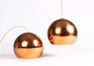 Dansk lampeproducent. Par pendler, kobber 2