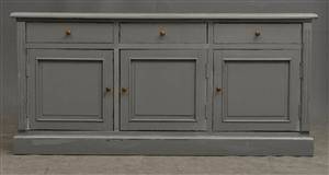 Skänk i gustaviansk stil