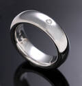 Ole Lynggaard. The Ring nr. 6 i 14 kt. hvidguld med brillant
