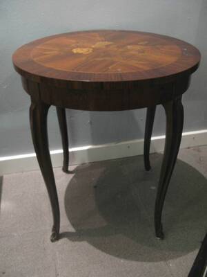 Lampbord, med intarsia