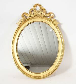 Spegel, Gustaviansk-stil, 1900-tal