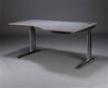 Dansk møbelproducent. Skrivebord, gråt laminat
