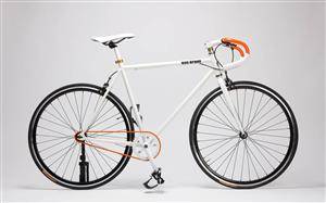 Von Braun sportscykel, farve Whiteblack
