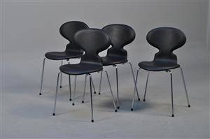 Arne Jacobsen fire Myren nypolstret med sort Savanne 4
