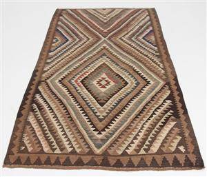 Persisk Harsin nomade kelim, 207x125 cm.