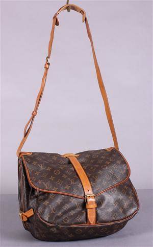 Louis Vuitton, skuldertaske, model Saumur 30