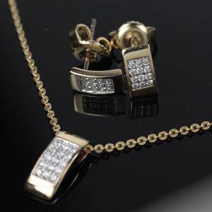 Smykke sæt i 14 kt. guld med brillanter