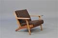 Hans J Wegner. Hvilestol i eg, model GE290
