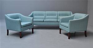 Tre-pers. sofa samt par lænestole3