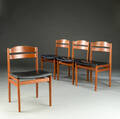 Sæt på fire spisestole med stel af teaktræ. 4 Denne vare er sat til omsalg under nyt varenummer 4205519