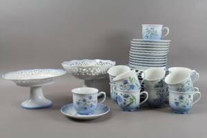 Kaffeservis Christineholm 38 delar