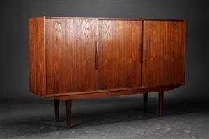 Dansk møbelproducent. Skænk, teak