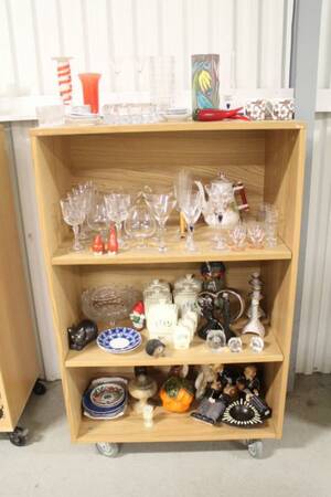 Diverse glas och porslin