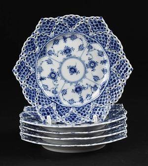 Royal Copenhagen helblonde musselmalet sidetallerkner 5