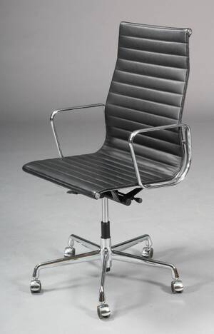 Charles Eames. Kontorstol, model EA-119. Sort læder 