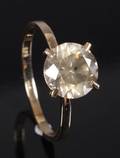 Solitaire ring. 14 kt guld, diamant