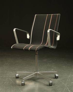 Arne Jacobsen. Oxford kontorstol, Paul Smith stof