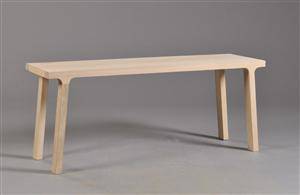 Henrik Bønnelycke bænk af massivt eg.