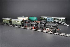 Märklin spor H0. Diverse lokomotiver, vogne og skinner